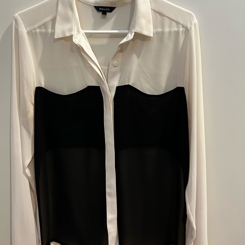 RW&CO. Cream Color Block Button Down Shirt